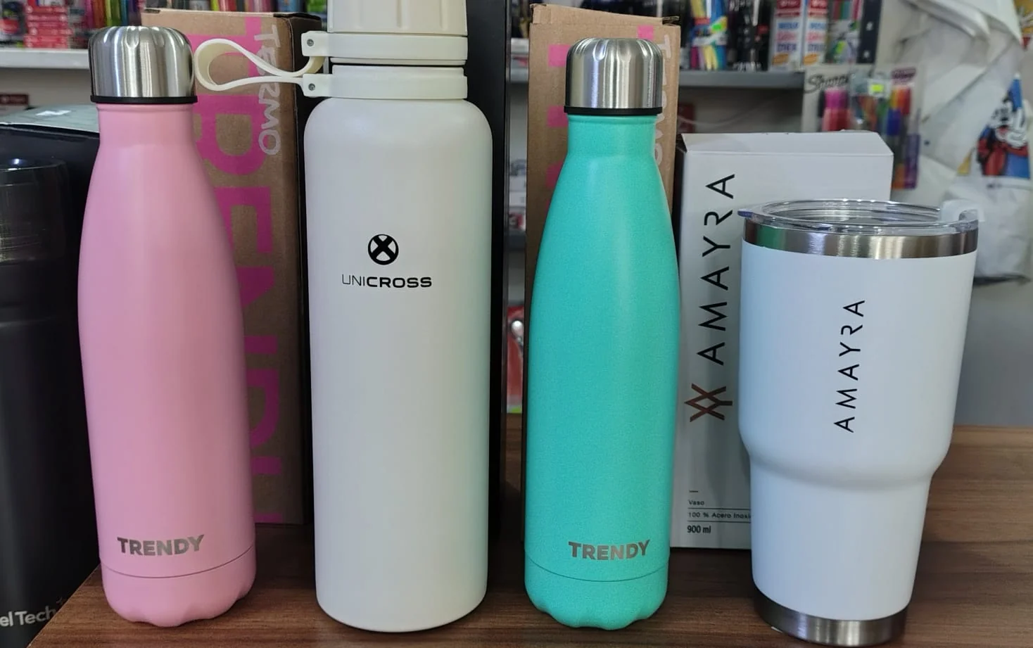 Botellas y vasos térmicos Amayra, Trendy y Unicross